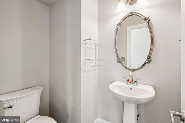 6647 TACK HOUSE TRL TRL, Centreville, VA 20120