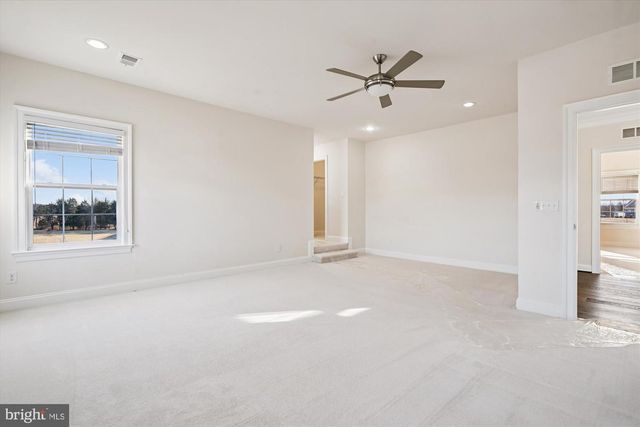 6647 TACK HOUSE TRL TRL, Centreville, VA 20120