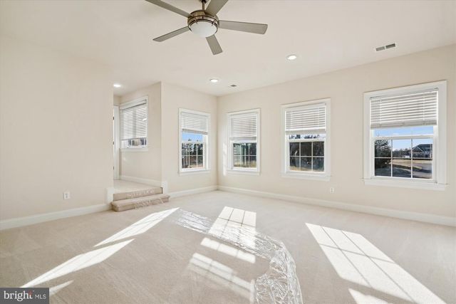 6647 TACK HOUSE TRL TRL, Centreville, VA 20120