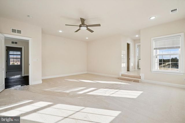 6647 TACK HOUSE TRL TRL, Centreville, VA 20120