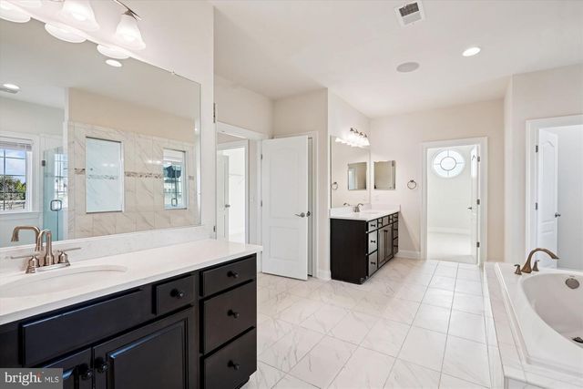 6647 TACK HOUSE TRL TRL, Centreville, VA 20120