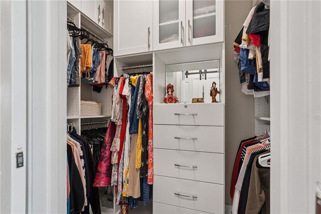 11510 Crestview Terrace, Johns Creek, GA 30024