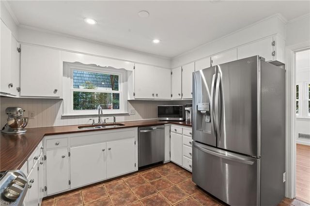 1106 Jamestown CRES, Norfolk, VA 23508