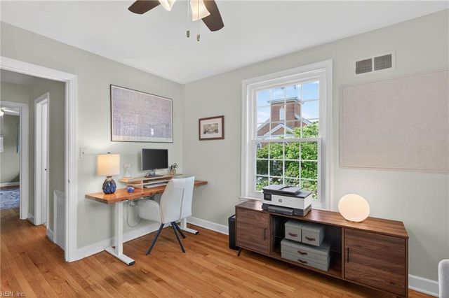 1106 Jamestown CRES, Norfolk, VA 23508