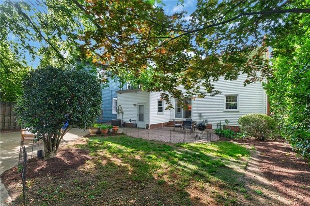 1106 Jamestown CRES, Norfolk, VA 23508