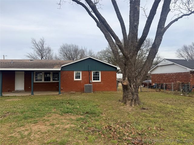 221 Rodman Circle, Muskogee, OK 74403