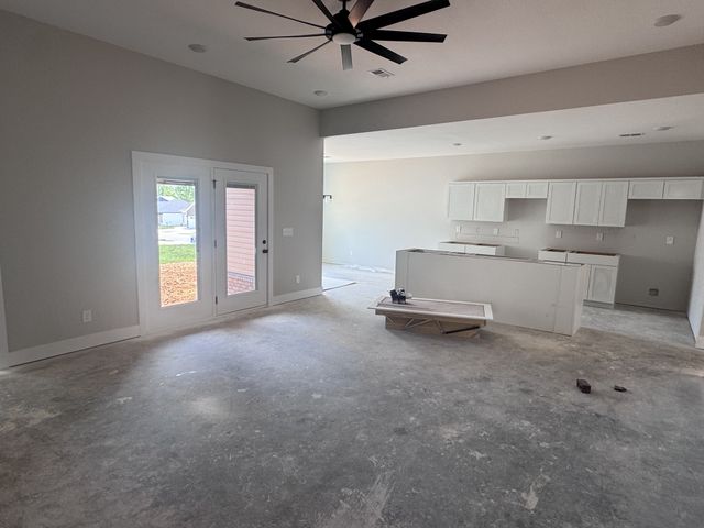289 Wayne Hall Rd, Clarksville, TN 37040