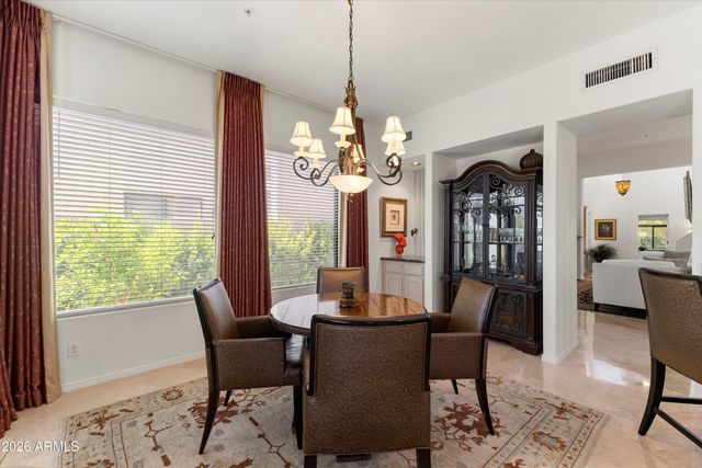 8100 E Camelback Road 101, Scottsdale, AZ 85251