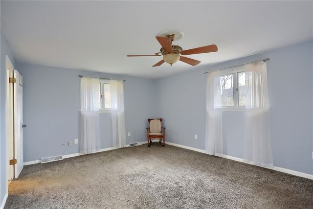 112 Lintel Dr, Peters Twp, PA 15317