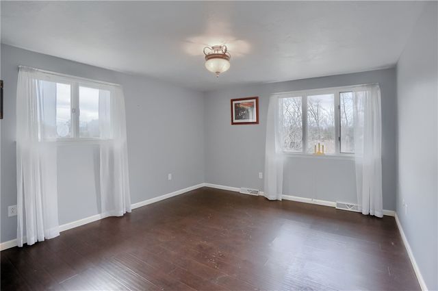 112 Lintel Dr, Peters Twp, PA 15317