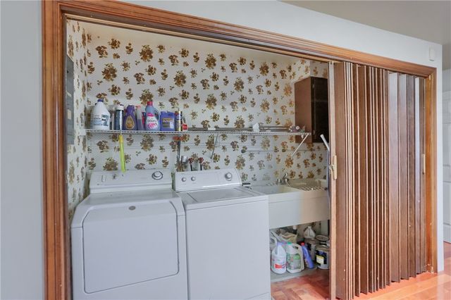 112 Lintel Dr, Peters Twp, PA 15317