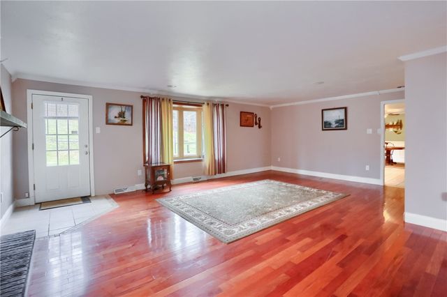 112 Lintel Dr, Peters Twp, PA 15317