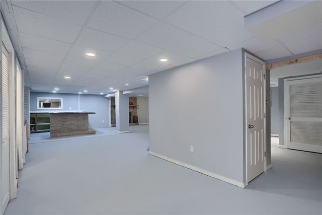 112 Lintel Dr, Peters Twp, PA 15317