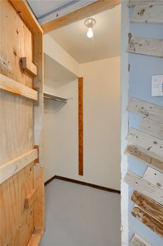 112 Lintel Dr, Peters Twp, PA 15317