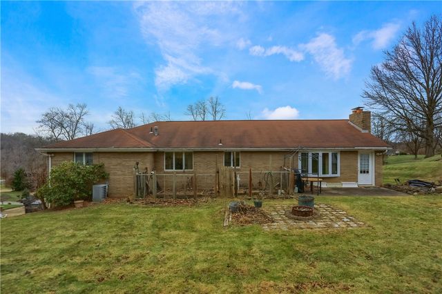 112 Lintel Dr, Peters Twp, PA 15317