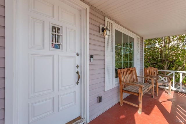 161 Edgemont Ave, Vallejo, CA 94590