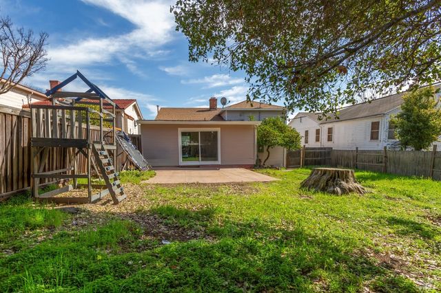 161 Edgemont Ave, Vallejo, CA 94590