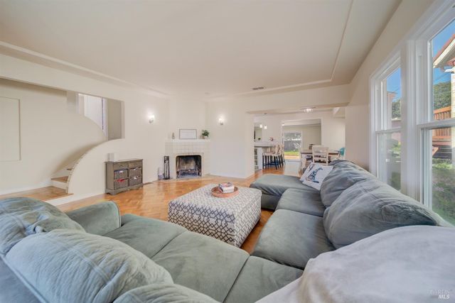 161 Edgemont Ave, Vallejo, CA 94590