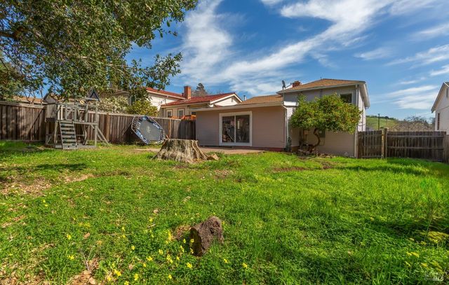 161 Edgemont Ave, Vallejo, CA 94590