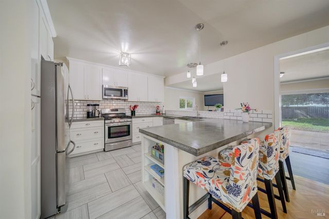 161 Edgemont Ave, Vallejo, CA 94590