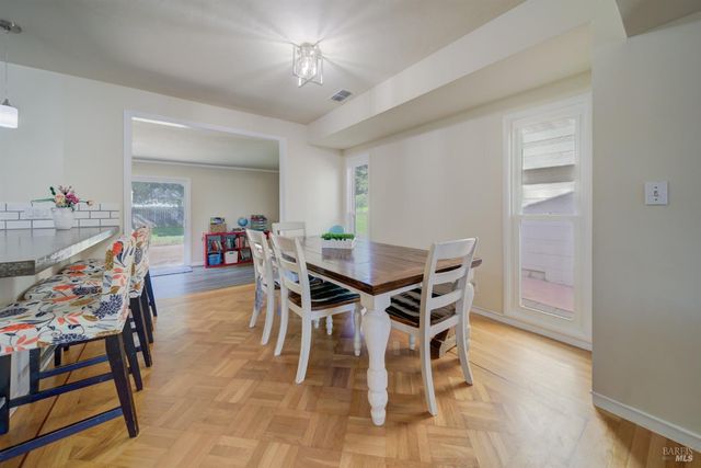 161 Edgemont Ave, Vallejo, CA 94590