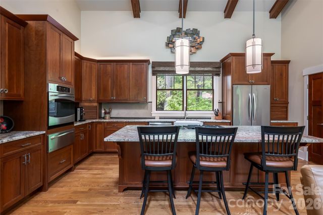20 Higdon Lane, Fairview, NC 28730