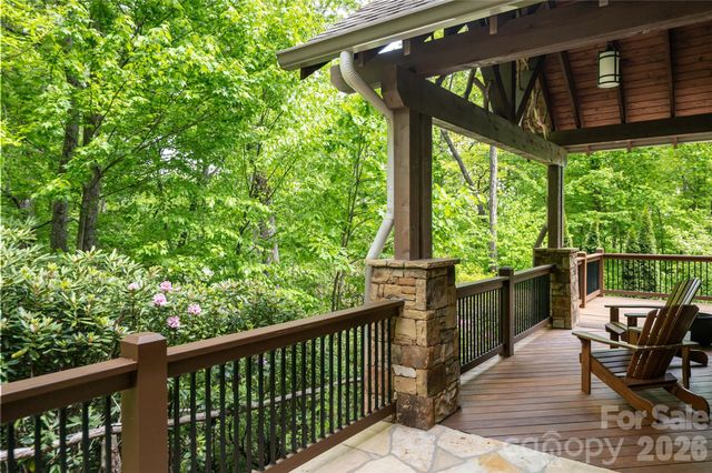 20 Higdon Lane, Fairview, NC 28730