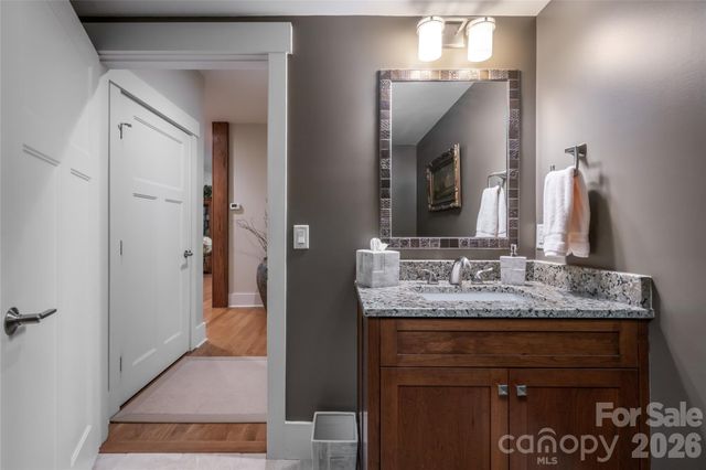 20 Higdon Lane, Fairview, NC 28730