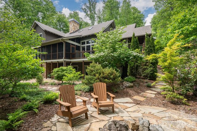 20 Higdon Lane, Fairview, NC 28730