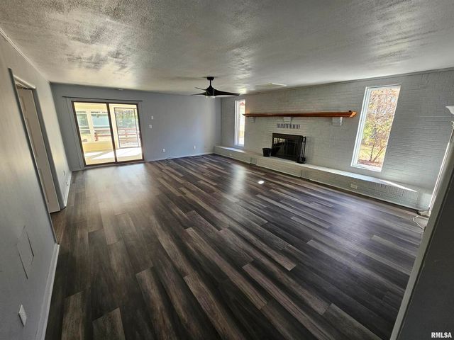 4248 CHURCH Road, Salem, IL 62881