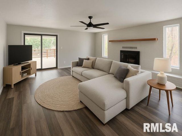 4248 CHURCH Road, Salem, IL 62881