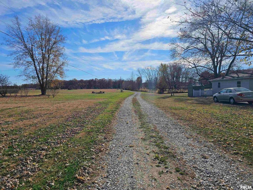 Image 48 of property listing at 4248 CHURCH Road, Salem, IL 62881