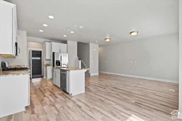 5034 N MARBLE FOX WAY, Lehi, UT 84048