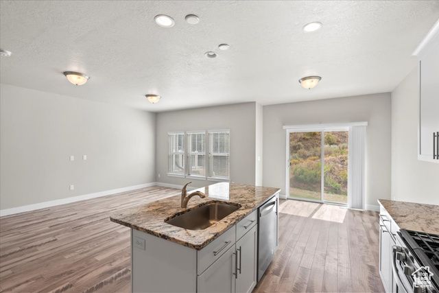 5034 N MARBLE FOX WAY, Lehi, UT 84048
