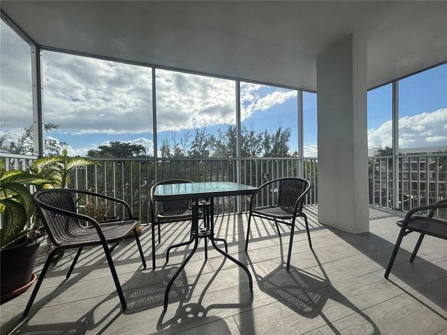 3660 NE 166th Street 415, North Miami Beach, FL 33160