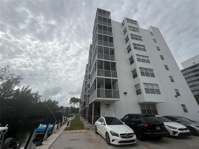 3660 NE 166th Street 415, North Miami Beach, FL 33160