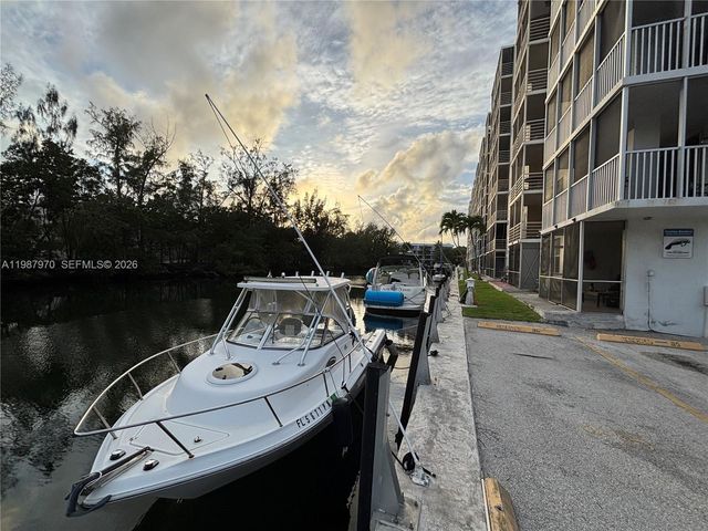 3660 NE 166th Street 415, North Miami Beach, FL 33160