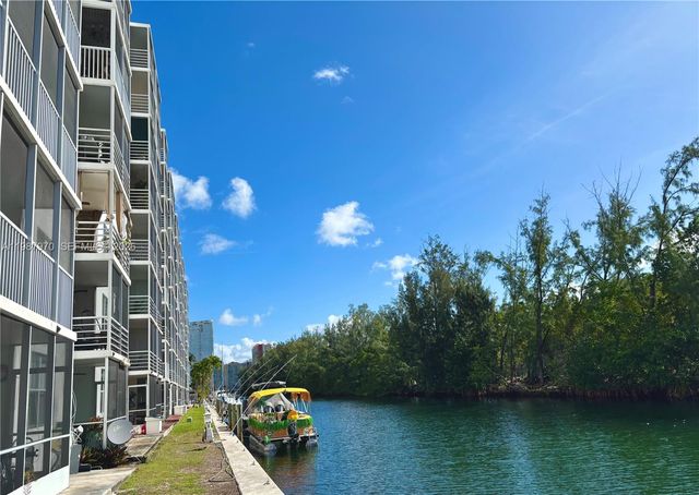 3660 NE 166th Street 415, North Miami Beach, FL 33160