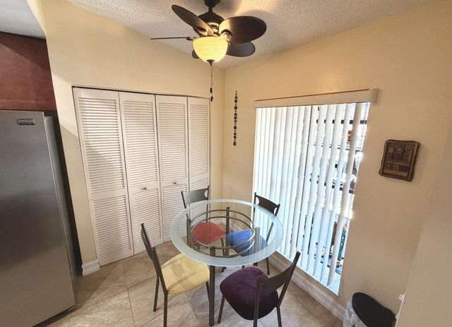 5055 Oakhill Lane 221, Delray Beach, FL 33484