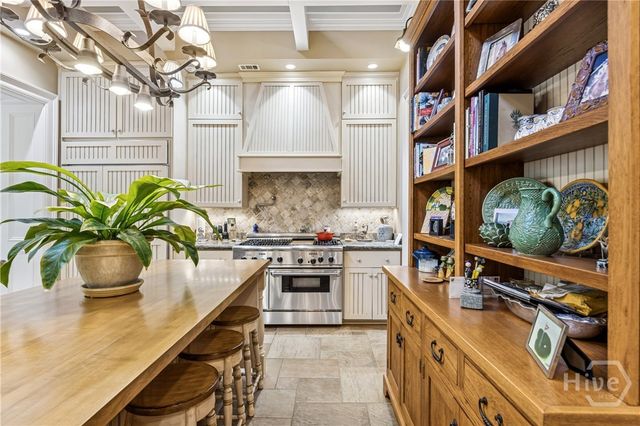 35 Ogeechee Lane, Richmond Hill, GA 31324