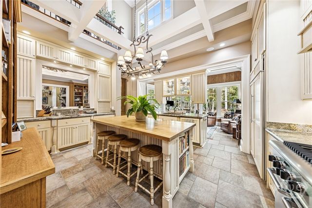 35 Ogeechee Lane, Richmond Hill, GA 31324