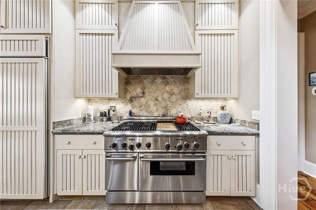 35 Ogeechee Lane, Richmond Hill, GA 31324