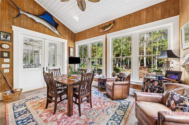 35 Ogeechee Lane, Richmond Hill, GA 31324