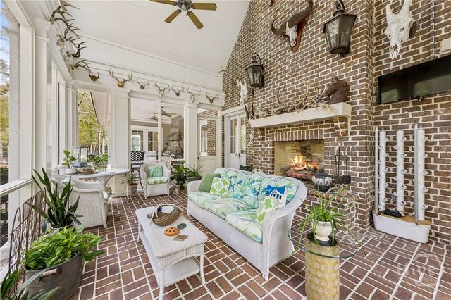 35 Ogeechee Lane, Richmond Hill, GA 31324