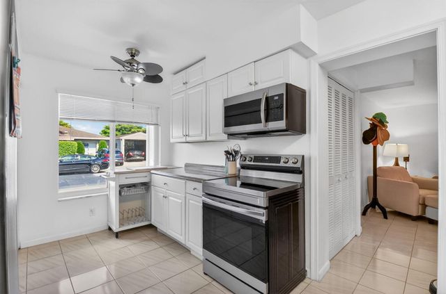 14723 Wildflower Lane, Delray Beach, FL 33446
