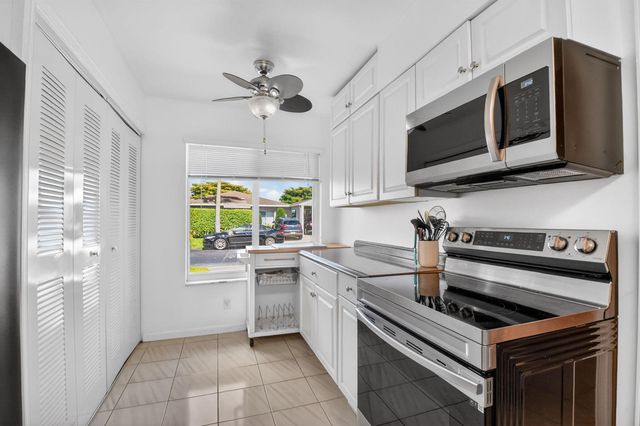 14723 Wildflower Lane, Delray Beach, FL 33446