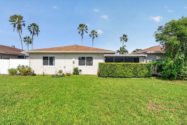 14723 Wildflower Lane, Delray Beach, FL 33446