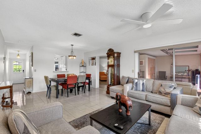 14723 Wildflower Lane, Delray Beach, FL 33446