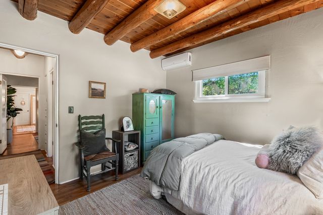 1950 San Ildefonso Road, Santa Fe, NM 87505