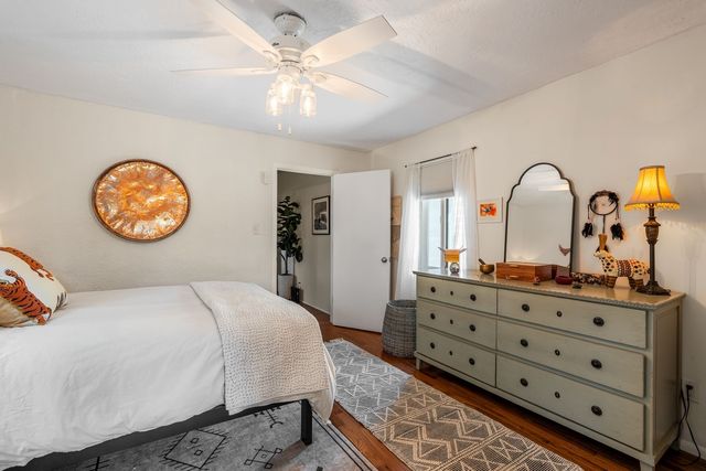 1950 San Ildefonso Road, Santa Fe, NM 87505